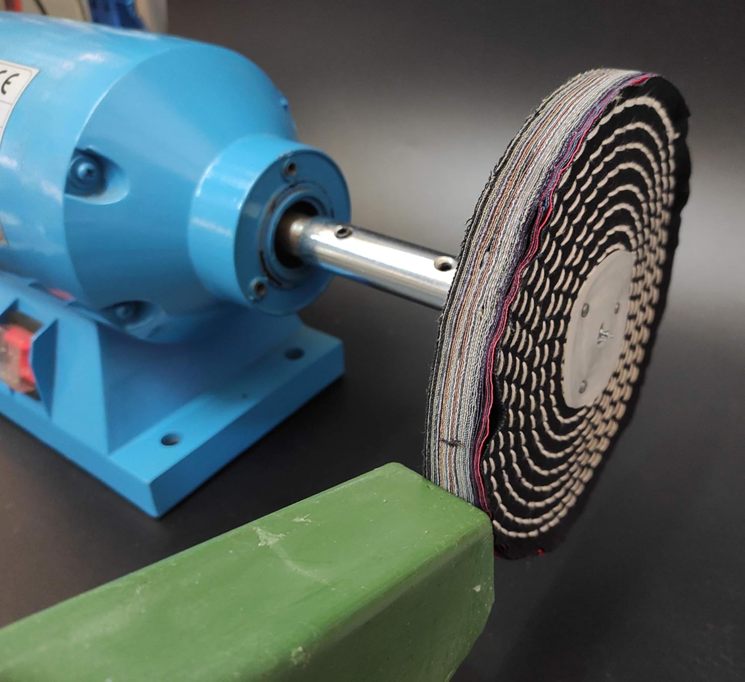 General Green Polishing Buffing Compound for Second Stage Polishing of Steel and Stainless Steel - 500G Bar