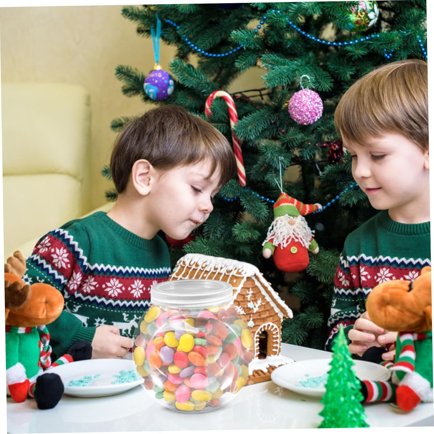 UTHCLO 3Pcs Clear Candy Jars Lids Multi-Functional round Cookie Containers for Snacks Sweets Storage Stylish Transparent Design for Home Office Parties Capacity image number 6