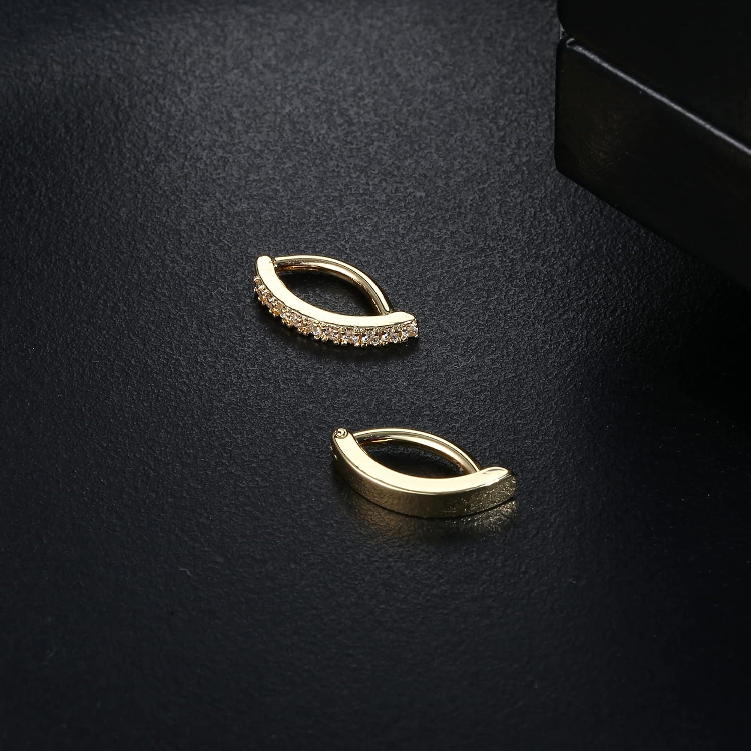 Kakonia 2Pcs 14G Clicker Belly Button Ring for Women Surgical Steel CZ Opal Belly Ring Simple Reverse Navel Rings Body Jewelry image number 4