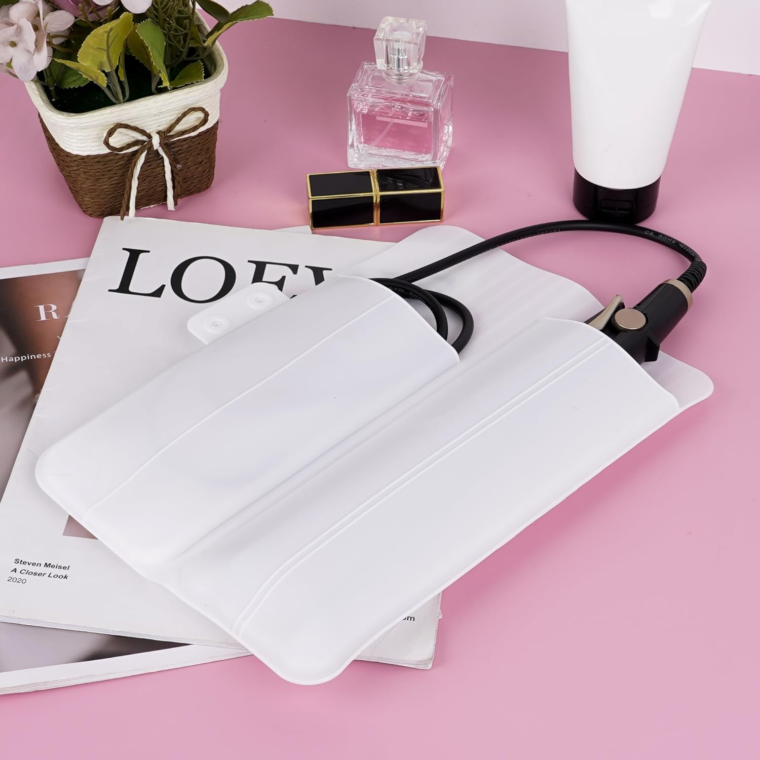 DODAMOUR Heat Proof Travel Pouch for Flat Iron and Curling Iron, Silicone Hair Tool Organizer Bag with Thermal Protection, Portable Styling Tool Heat Proof Mat for Home and Travel (White) image number 3