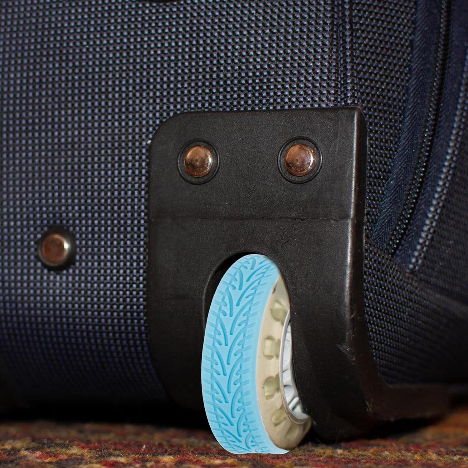 Beaupretty Suitcase Wheel Protector Covers 4Pcs, Silicone Luggage Wheel Socks with Noise Reduction and Shock Absorption, Travel Suitcase Feet Caps for Wheeled Luggage, Sky Blue image number 1