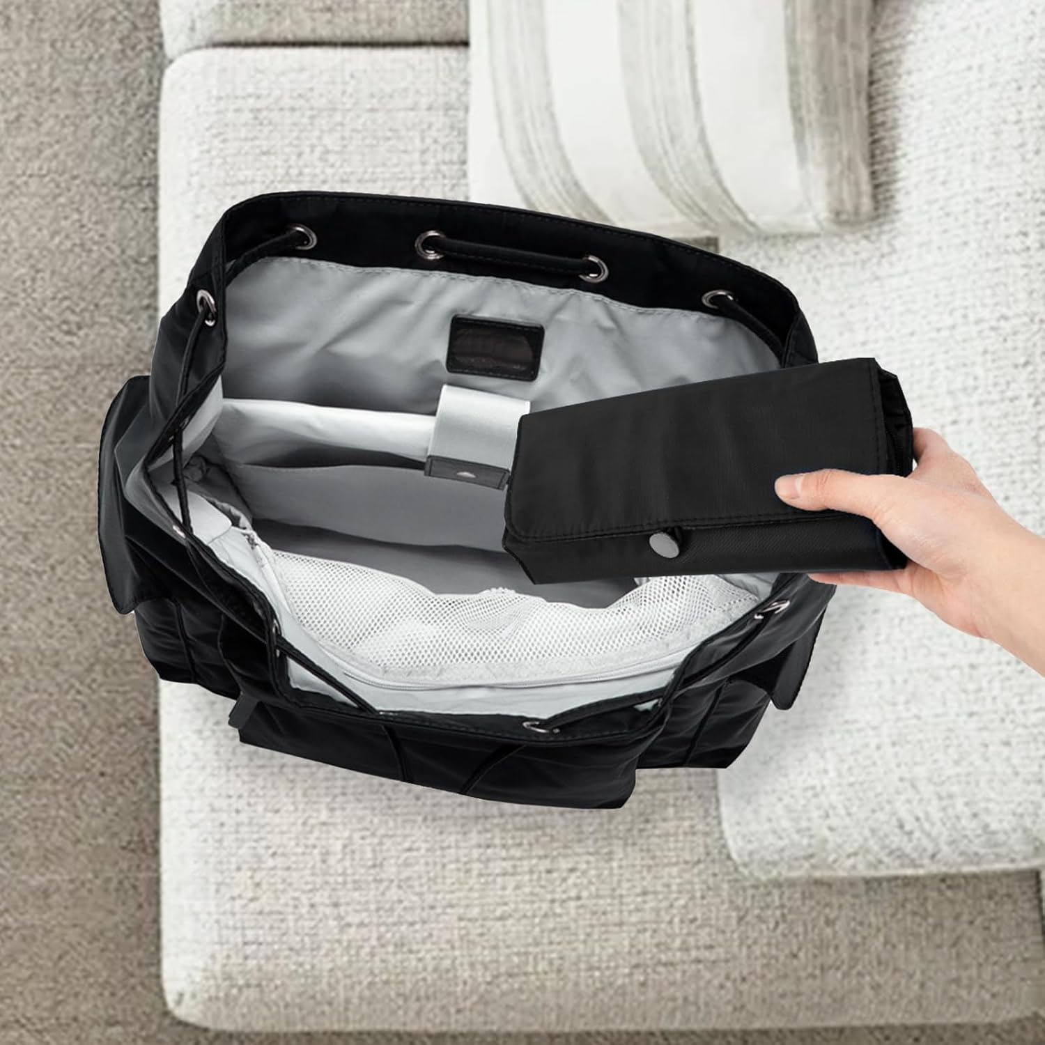 DODAMOUR Makeup Brush Case with Silicone Makeup Brush Cleaner Bowl, Portable Travel Makeup Brush Holder, Waterproof Cosmetic Brush Rolling Foldable Storage Bag (Black) image number 2