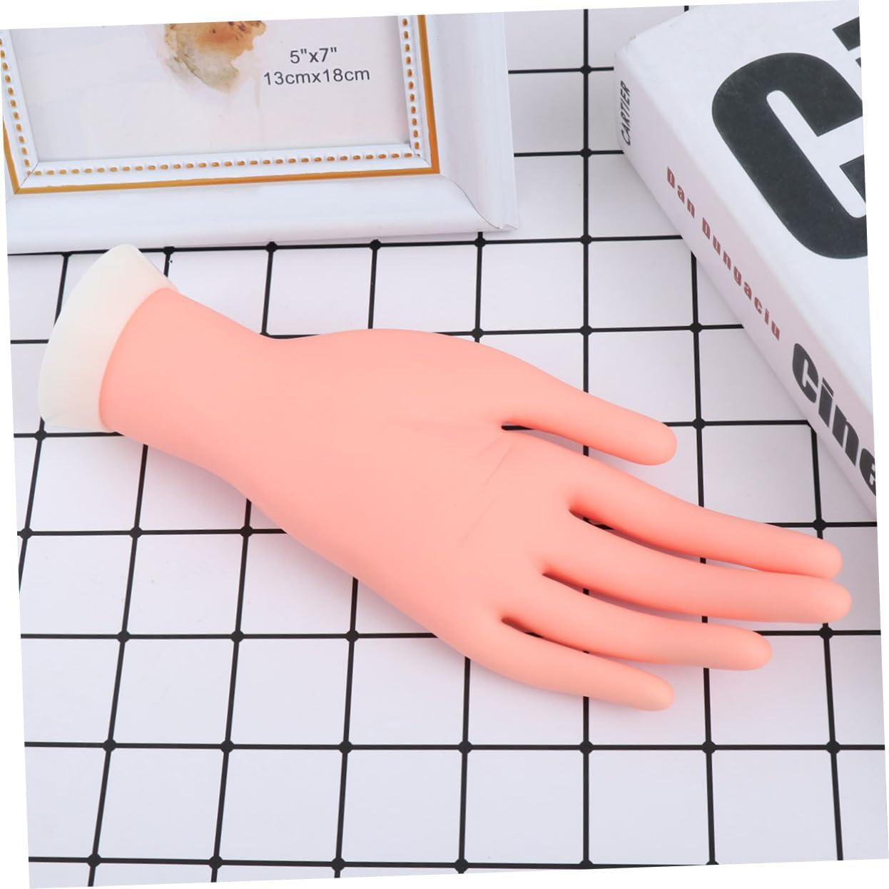 FOMIYES Nail Tip Practice Hand Model Movable Bendable Fake Hand for Manicure Nail Tools Accessories image number 4