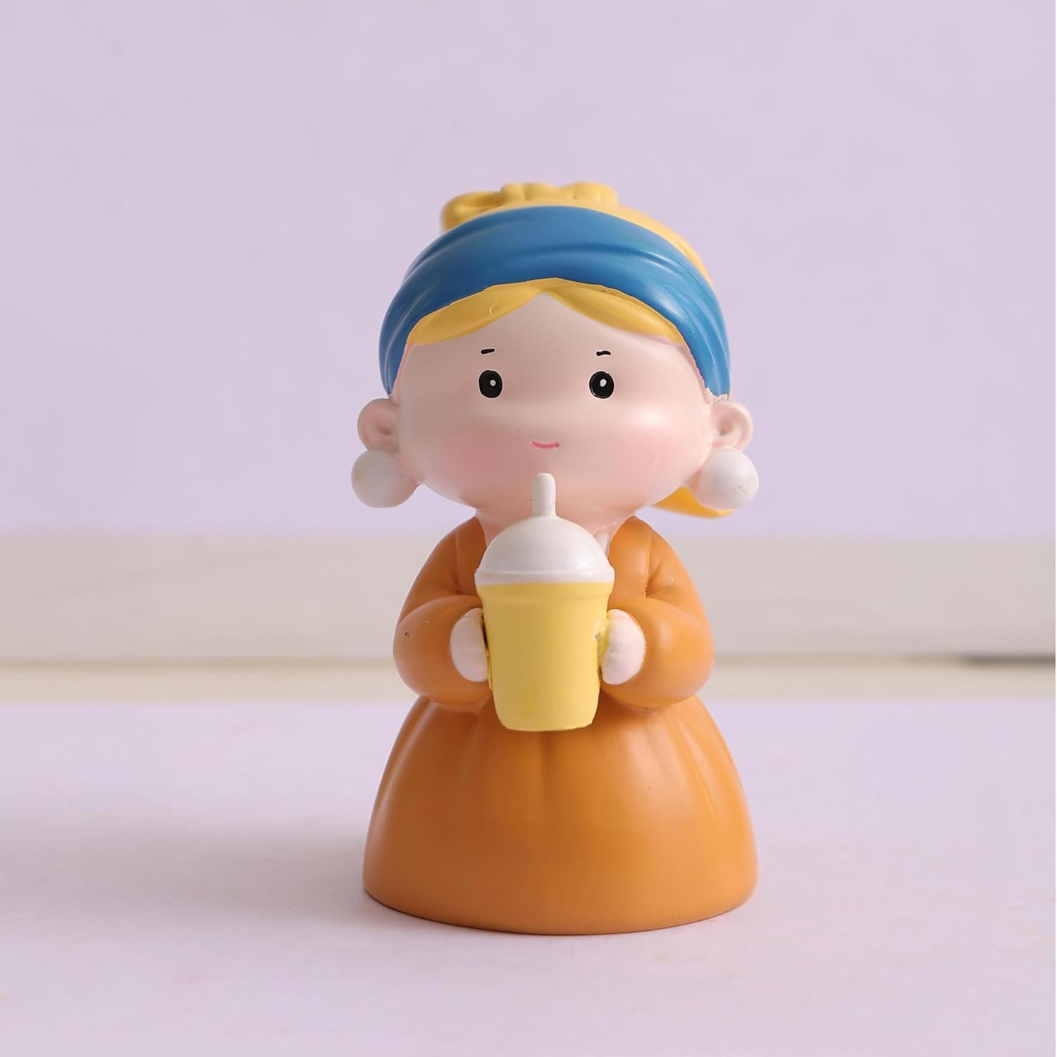 Pearl Girl Statue（Drink）, Wall Art Rack Decoration, Featuring the Famous Painting Pearl Girl Statue, Abstractly Handmade Collectible, Desk, Bookshelf, Coffee Table, Living Room, Bedroom Decoration image number 3