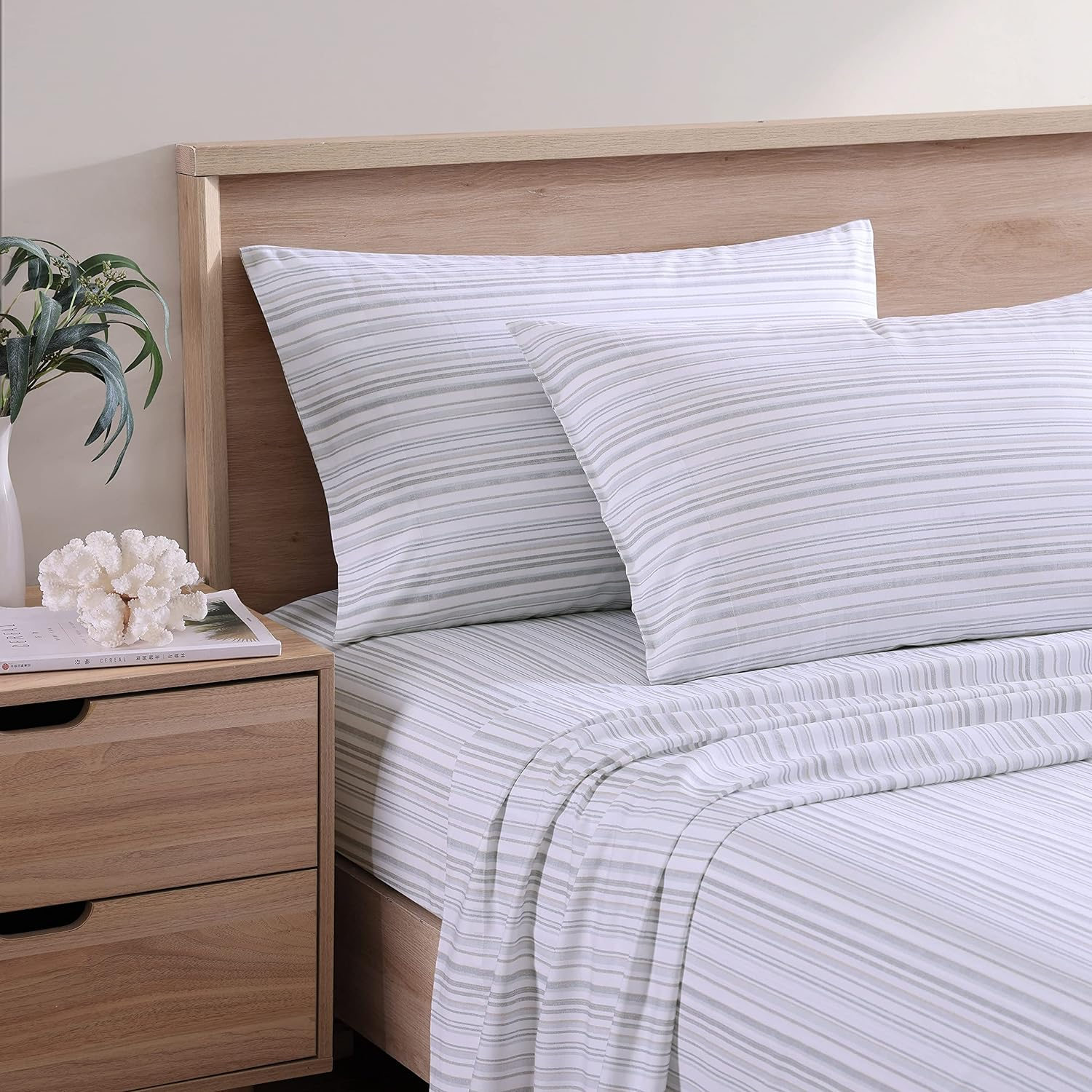 Tommy Bahama - Queen Sheets, Cotton Percale Bedding Set, Crisp & Cool, Stylish Home Decor (Kaw Palms Blue, Queen)