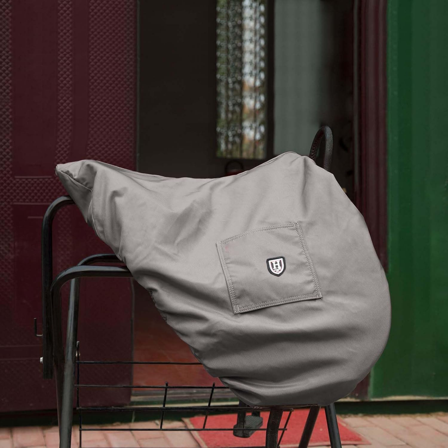 Harrison Howard Premium Waterproof/Breathable Fleece-Lined Saddle Cover image number 1