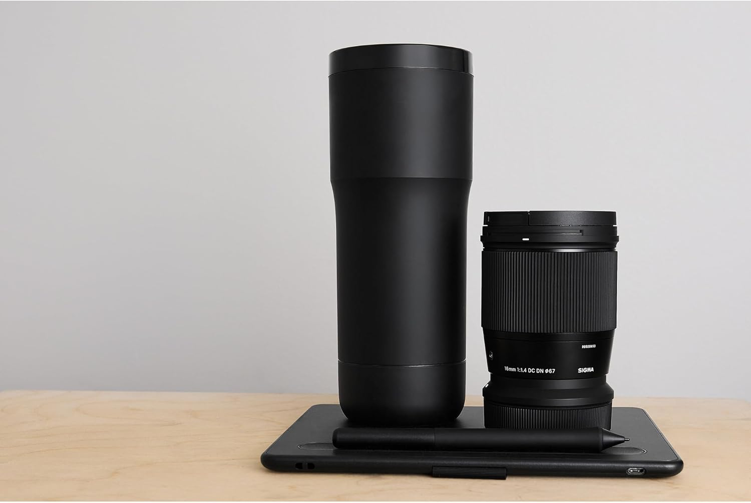 16Mm F1.4 DC DN for RF Mount image number 6