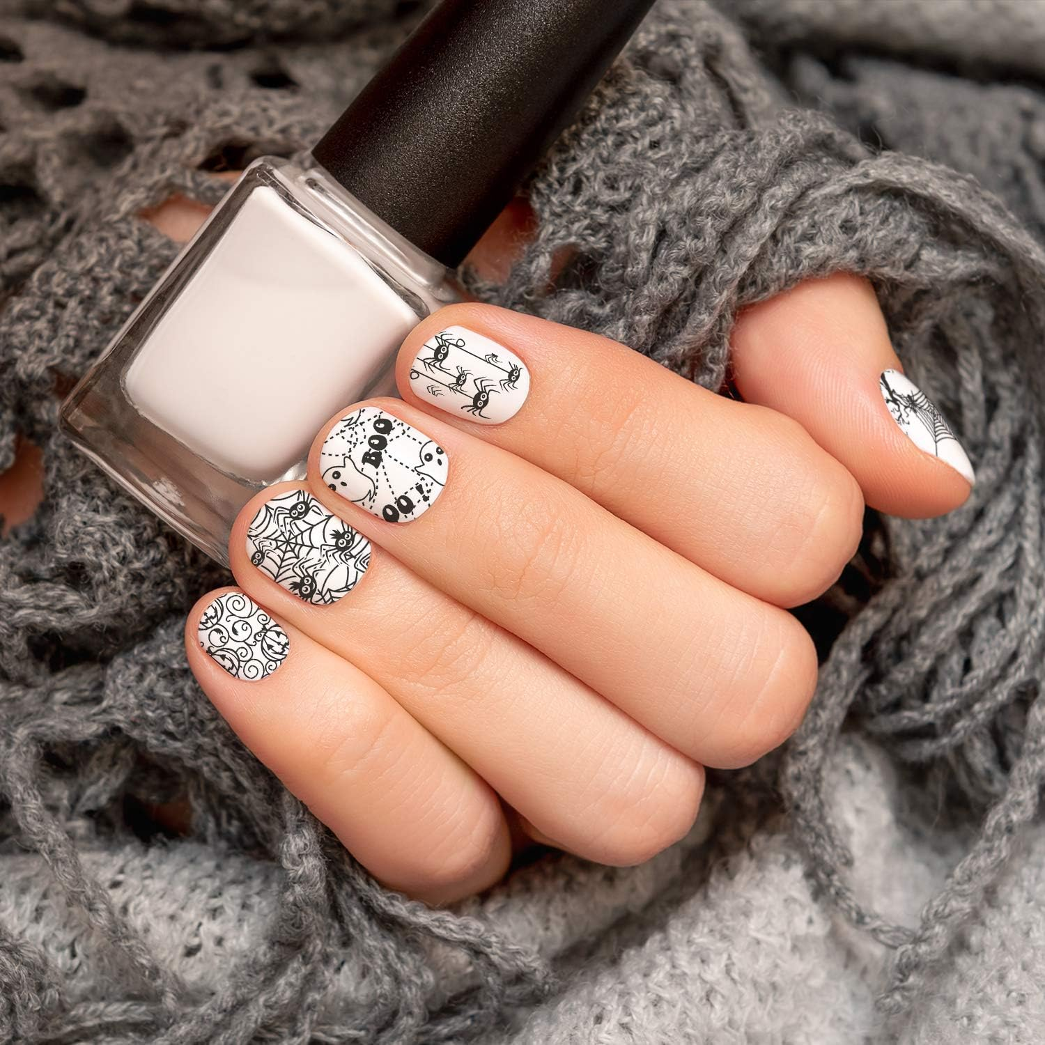 Whaline 4 Pieces Christmas Nail Art Plates and Halloween Nail Art Plates Image Stamp Templates Stamping Kit DIY Print Manicure Salon Design Style 2