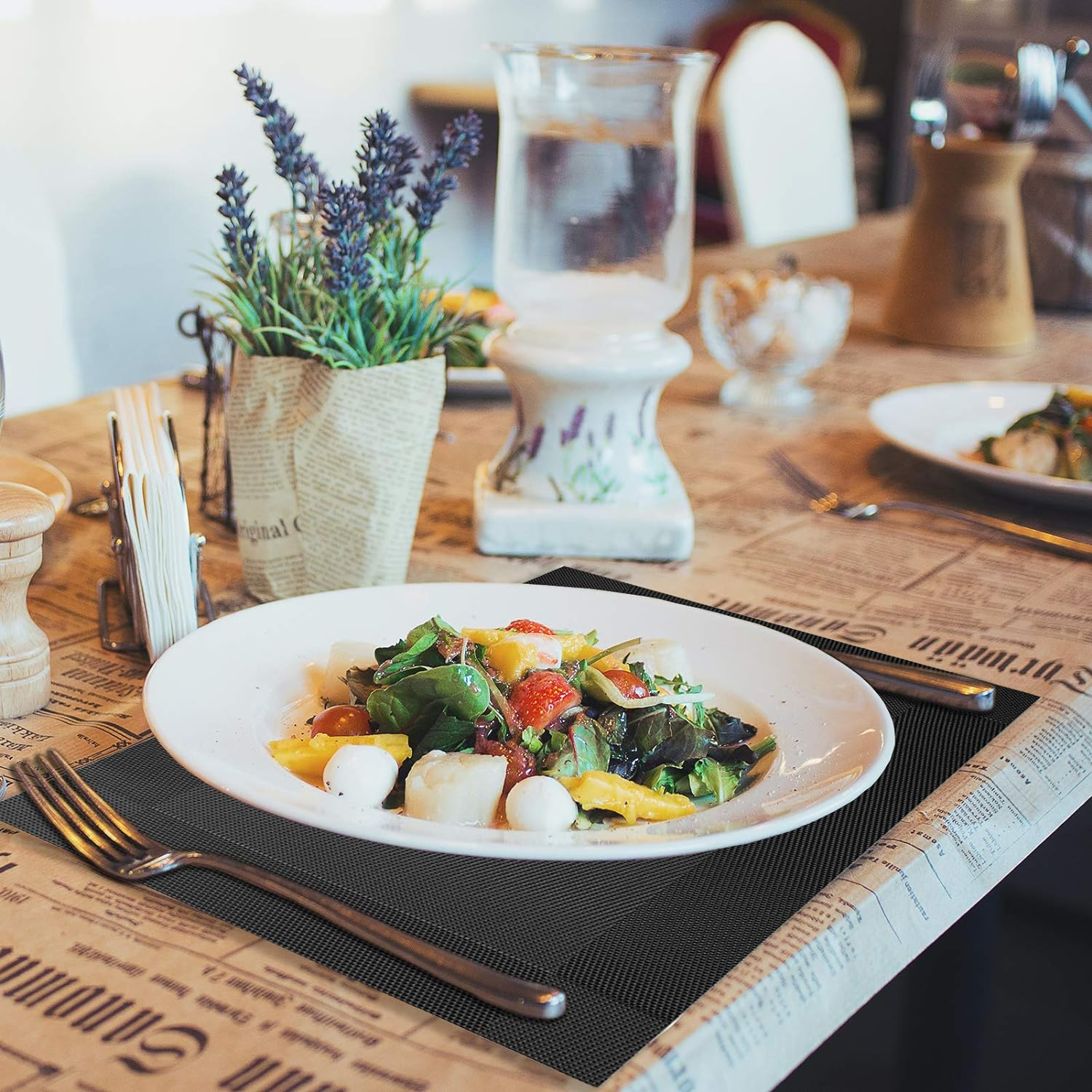 Neween Woven Placemats Set of 6 with 6 Coasters, Heat Resistant Washable Place Mats PVC Table Mats, Non-Slip Woven Vinyl Plastic Placemats for Kitchen Dining Table Easy to Clean (Black) image number 4