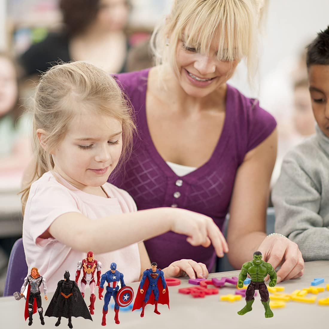 DIOTTI 6 Pieces Mini Superhero Avengers Cake Toppers - Kids Birthday Cake Decoration - Multicolored image number 5