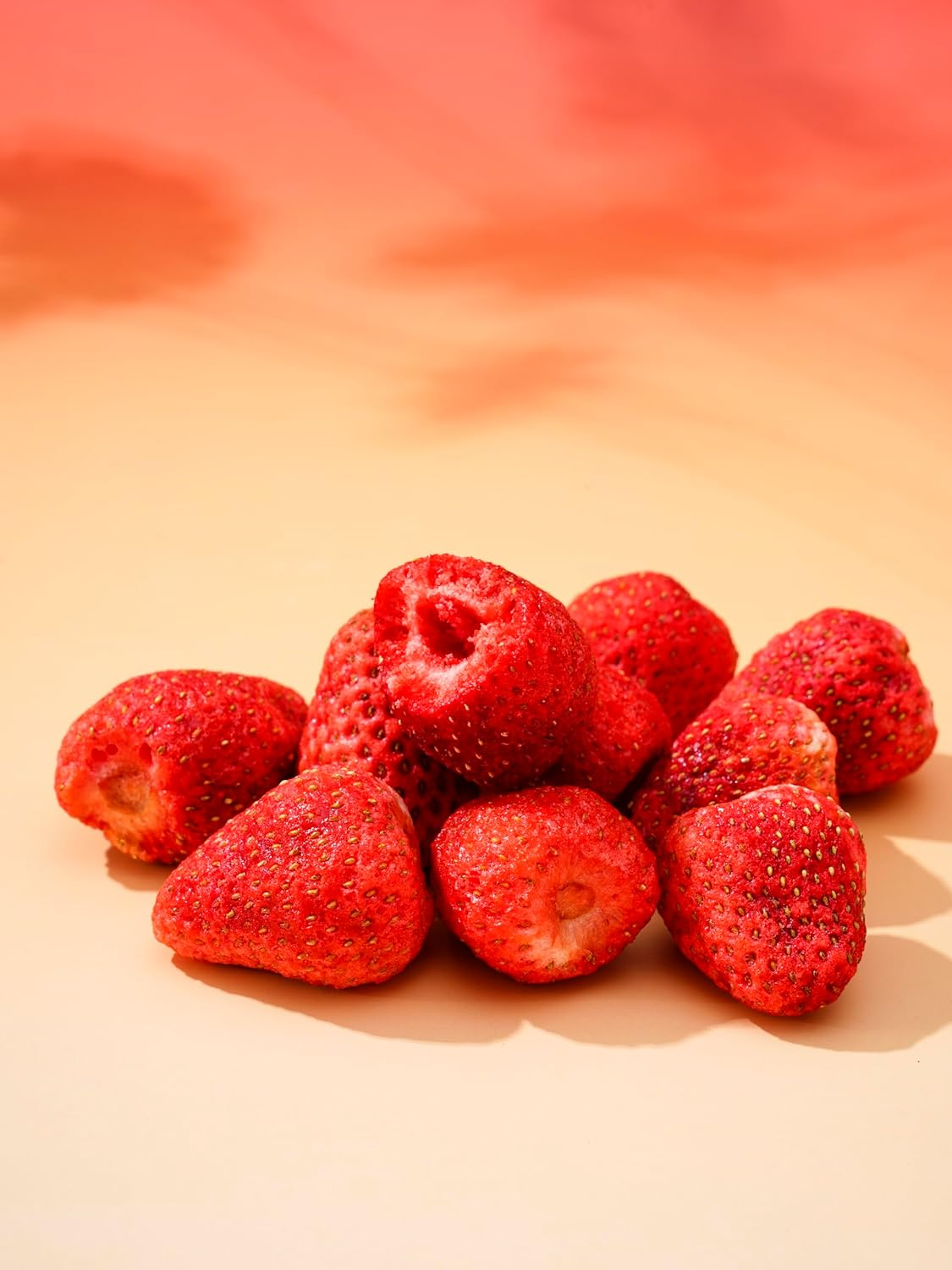 Shary Strawberry Crisps, Freeze-Dried Fruit Snack &ndash; 12 Pack X 20G, 100% Natural, Vegan & Gluten-Free Healthy Snack image number 4