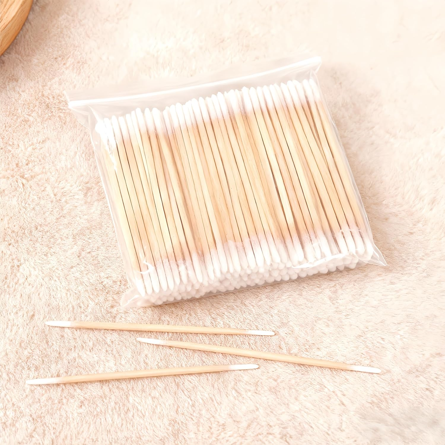 WEBXMZDQ 500Pcs Precision Pointed Cotton Swabs,4 Inch Precision Microblading Cotton Swab Cotton Sticks Applicator，For Nail Art, Makeup, Eyeshadow，Clean