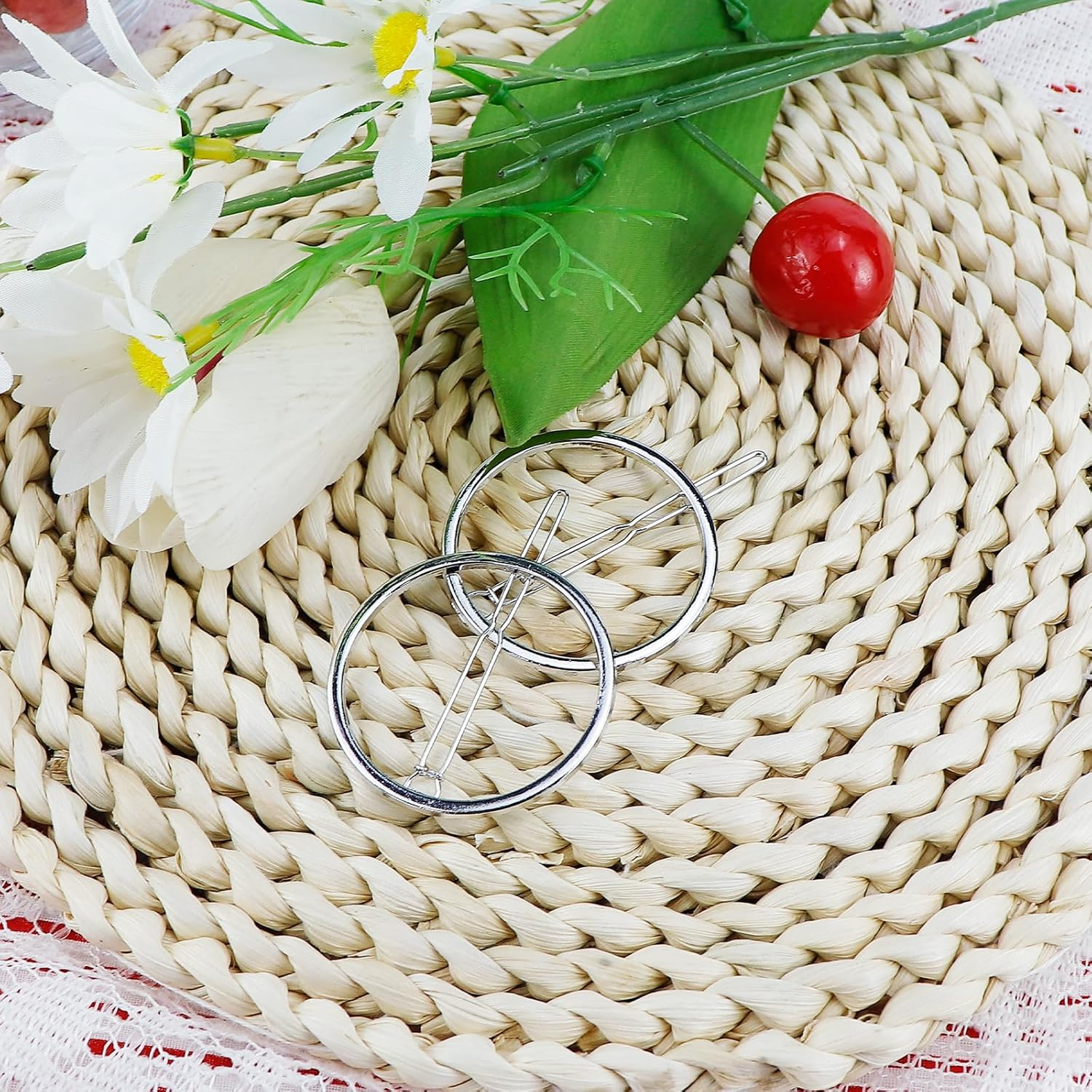 FERCAISH Set of 2 Circle Hair Clips, Silver Round, Minimalist Hairpin, Rust Protection Alloy Hair Pin for Gilrs and Women Hair Accessories image number 1