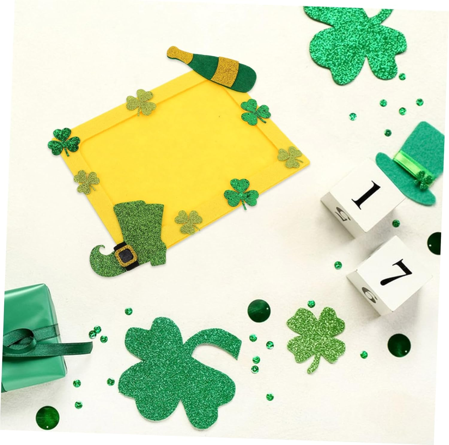 Yardwe St Patrick'S Day Shamrock Ornament Photo Frame Diy Craft Picture Holder Irish Theme Decorative Frame image number 4