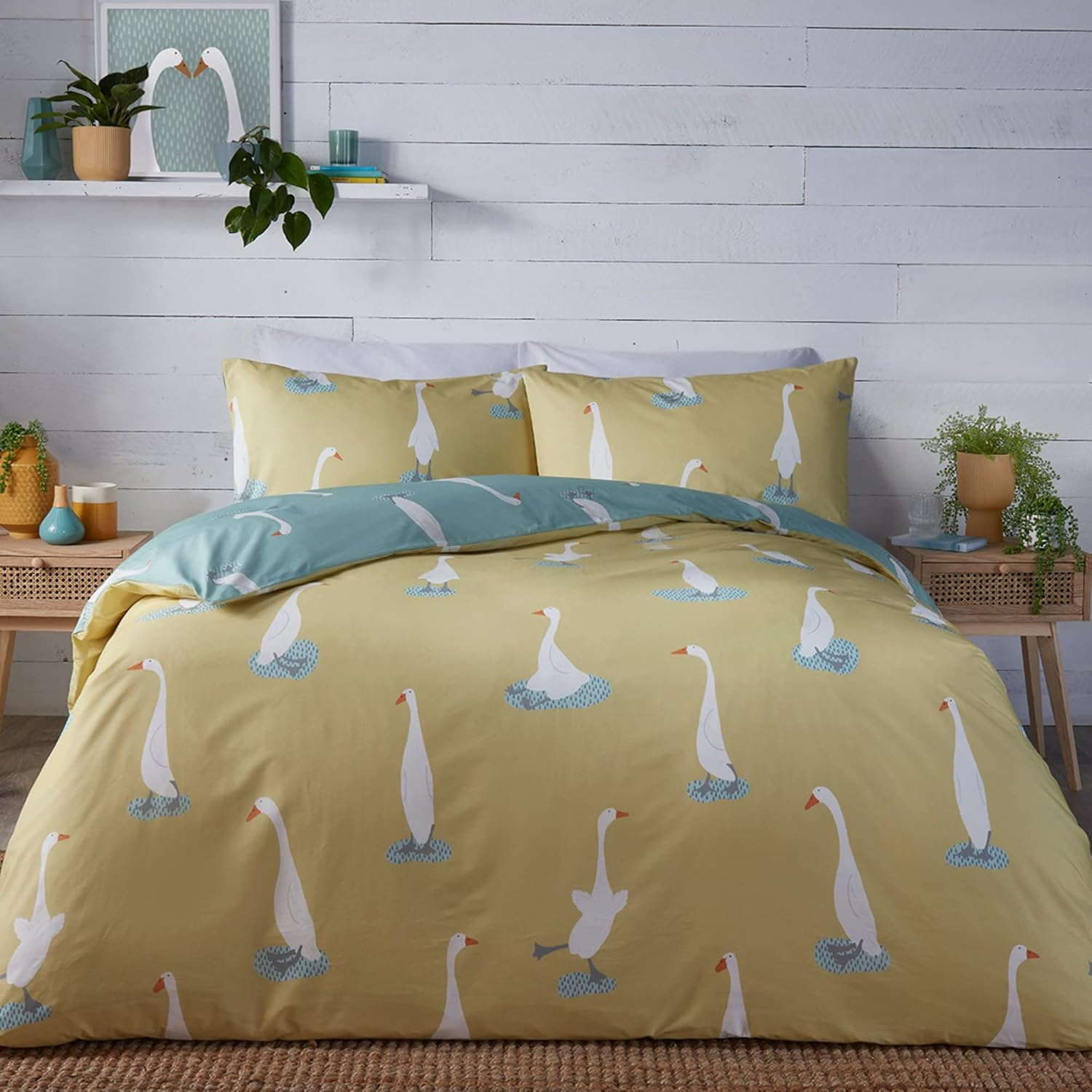 Fusion - Puddles the Duck - Reversible Duvet Cover Set - Double Bed Size in Yellow image number 2