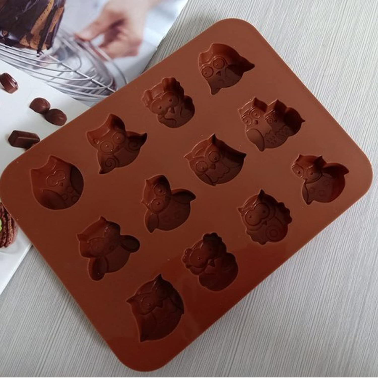 Joyeee 1 Pcs Animal Chocolate Mold, Owl Candy Mold Silicone Jello Mould for Kids, Small Silicone Molds for Candy Making, DIY Homemade Gummy, Ice, Pudding, Chocolate, Soap, Wax Melt Etc - Silicone Mold 18 image number 3