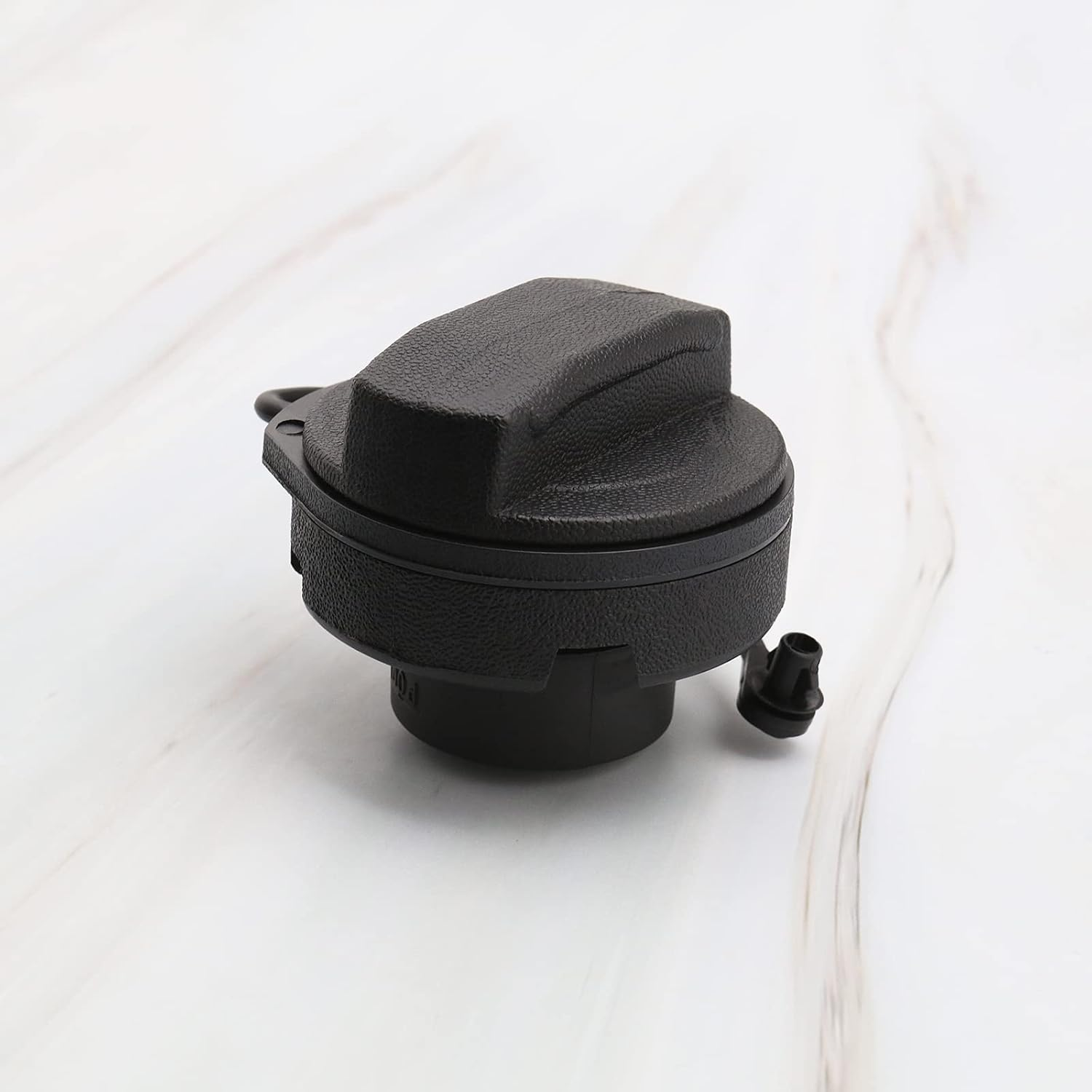 SING F LTD Car Fuel Tank Cover Filler Cap Tank Lid 1J0201550A 1H0201553B Compatible with Golf Compatible with Jetta Compatible with Passat Polo image number 4