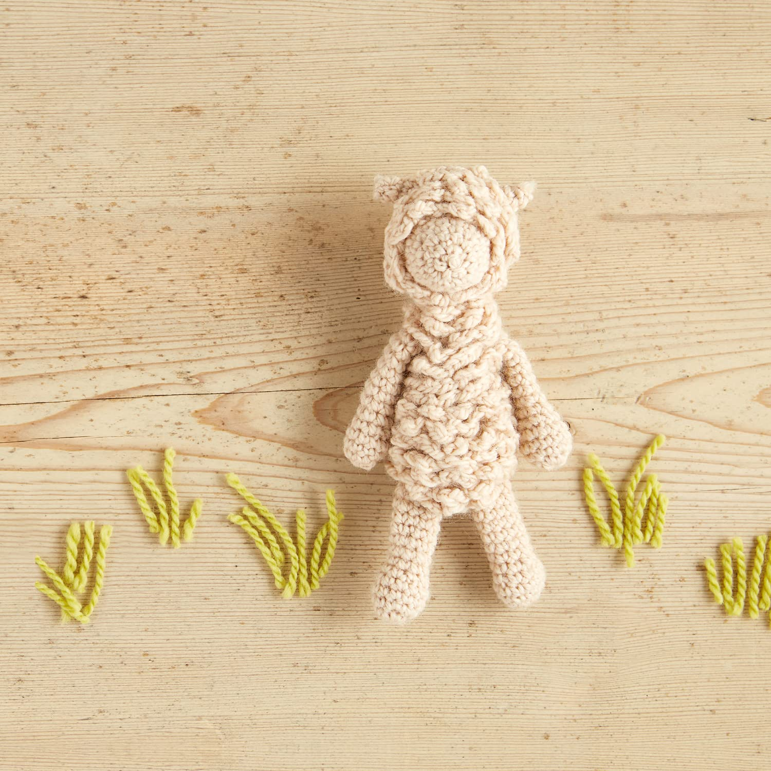 How to Crochet Animals - Farm: 25 Mini Menagerie Patterns