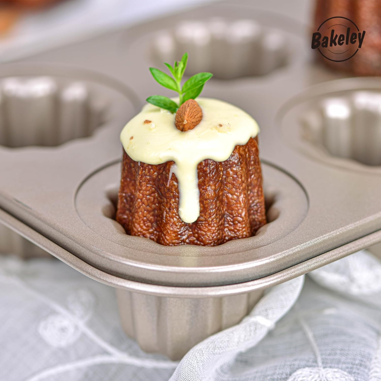Canele Mold Cake Pan 6-Cavity Non-Stick Canele Muffin Bakeware French Pastry Muffin Cake Mould for Oven Baking (Champagne Gold) image number 6