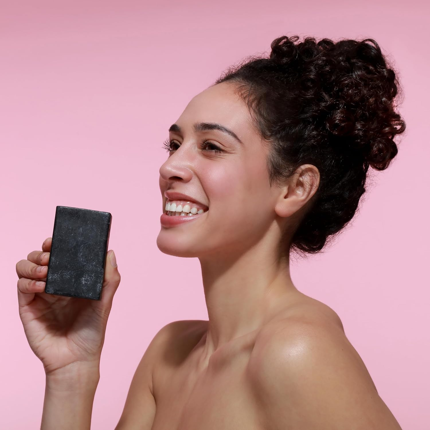 Dr. Natural Black Bar Soap - Gentle Moisturizing Soap Bar - anti Acne and Blemishes - Moisturizing, Pore Cleanser - Natural African Body Wash - 141 G image number 2