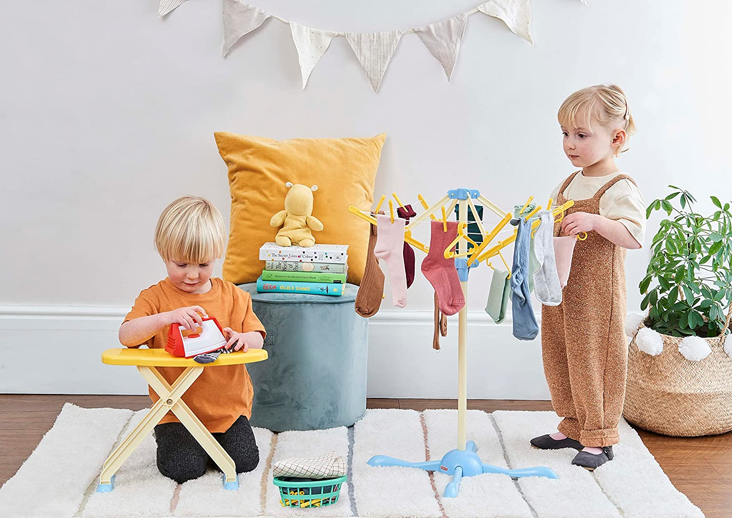 Casdon Wash Day Set | Toy Ironing Board and Clothes Line for Children Aged 3+ | Equipped with Pretend Steam Iron and Laundry Basket! Pastel image number 3