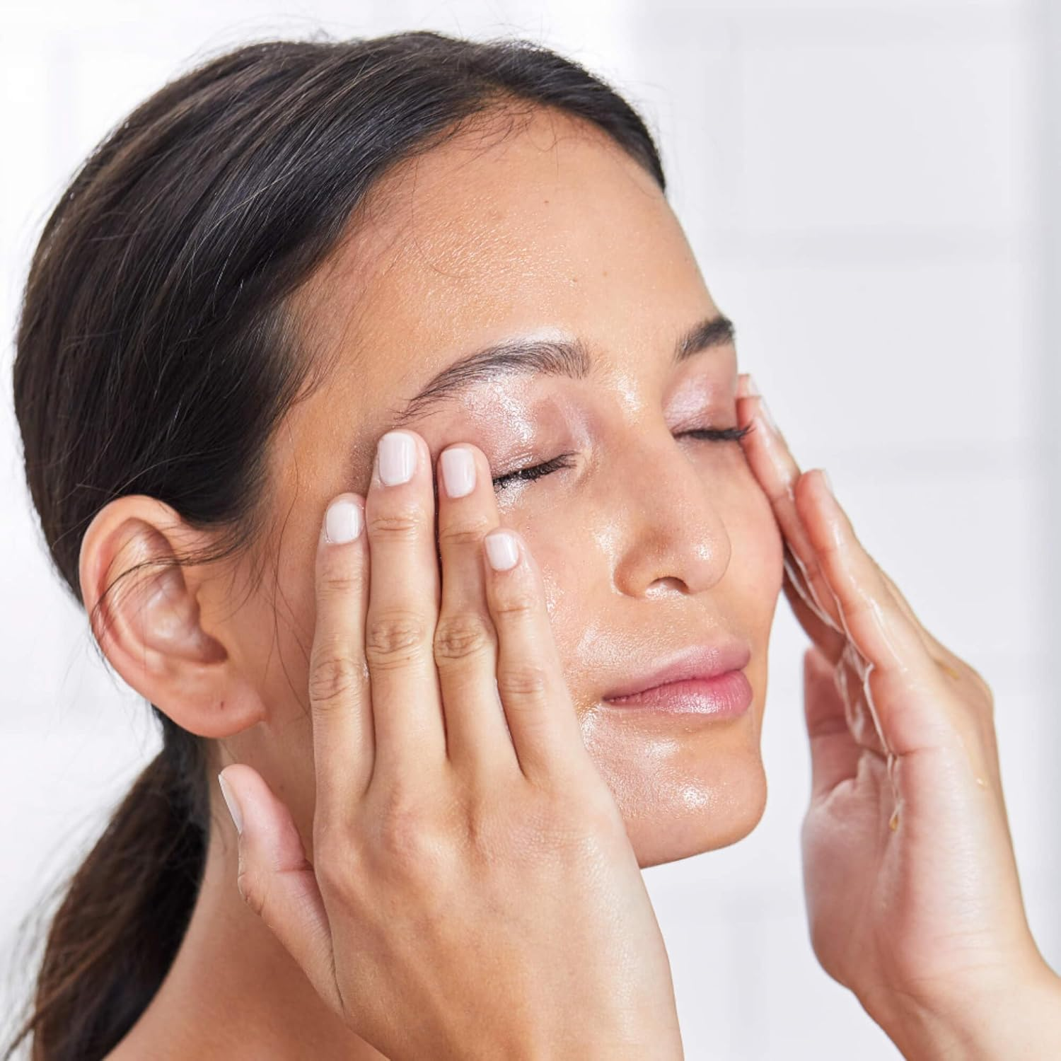 DHC Deep Cleansing Oil Small, 2.3 Fl. Oz./70 Ml - 200 Ml (Pack Of 1) image number 4