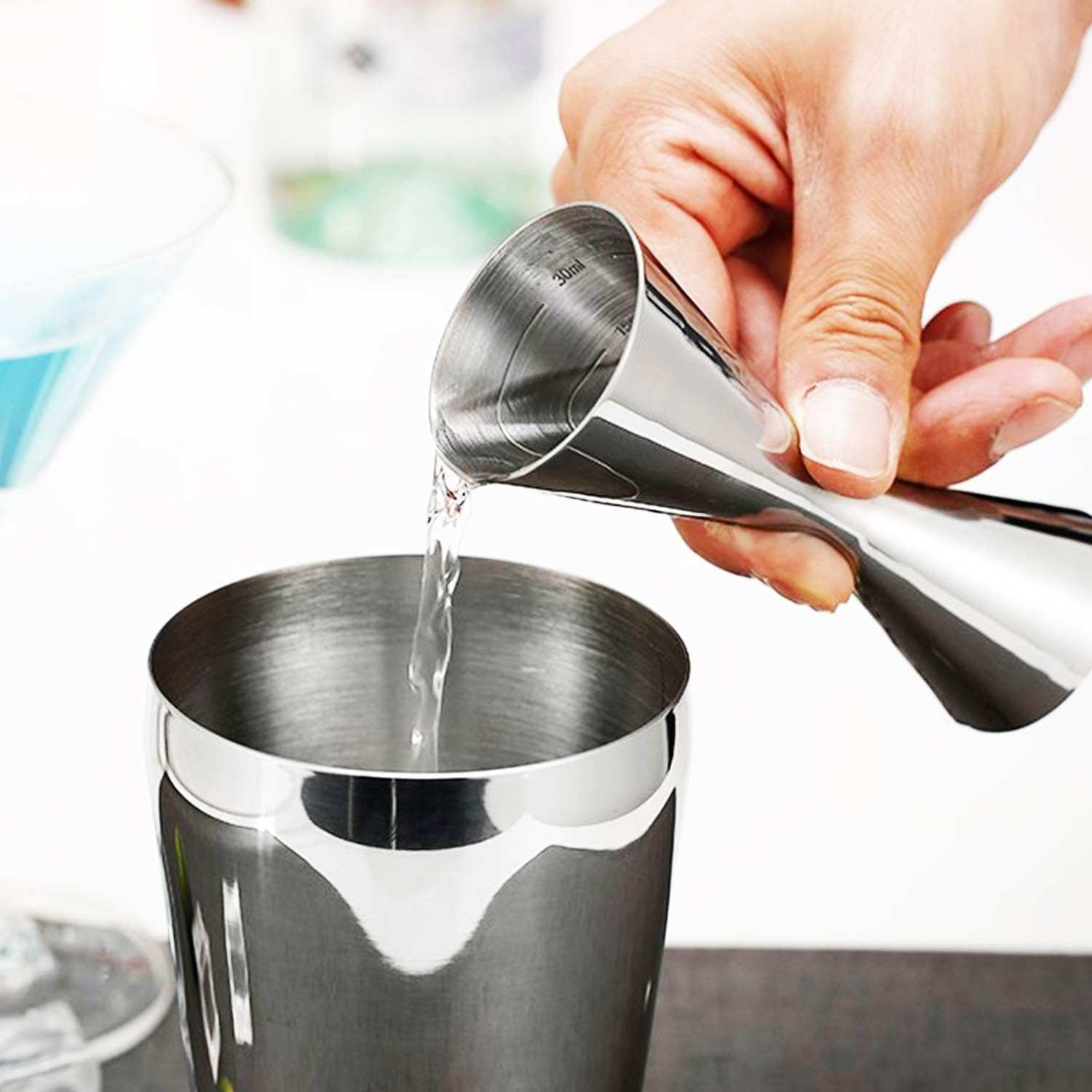 Stainless Steel Double Jiggers, Cocktail Shaker 1Oz / 2Oz Internal Etching Degree, Japanese Style Jigger Liquor Measuring Tools for Cocktails image number 3