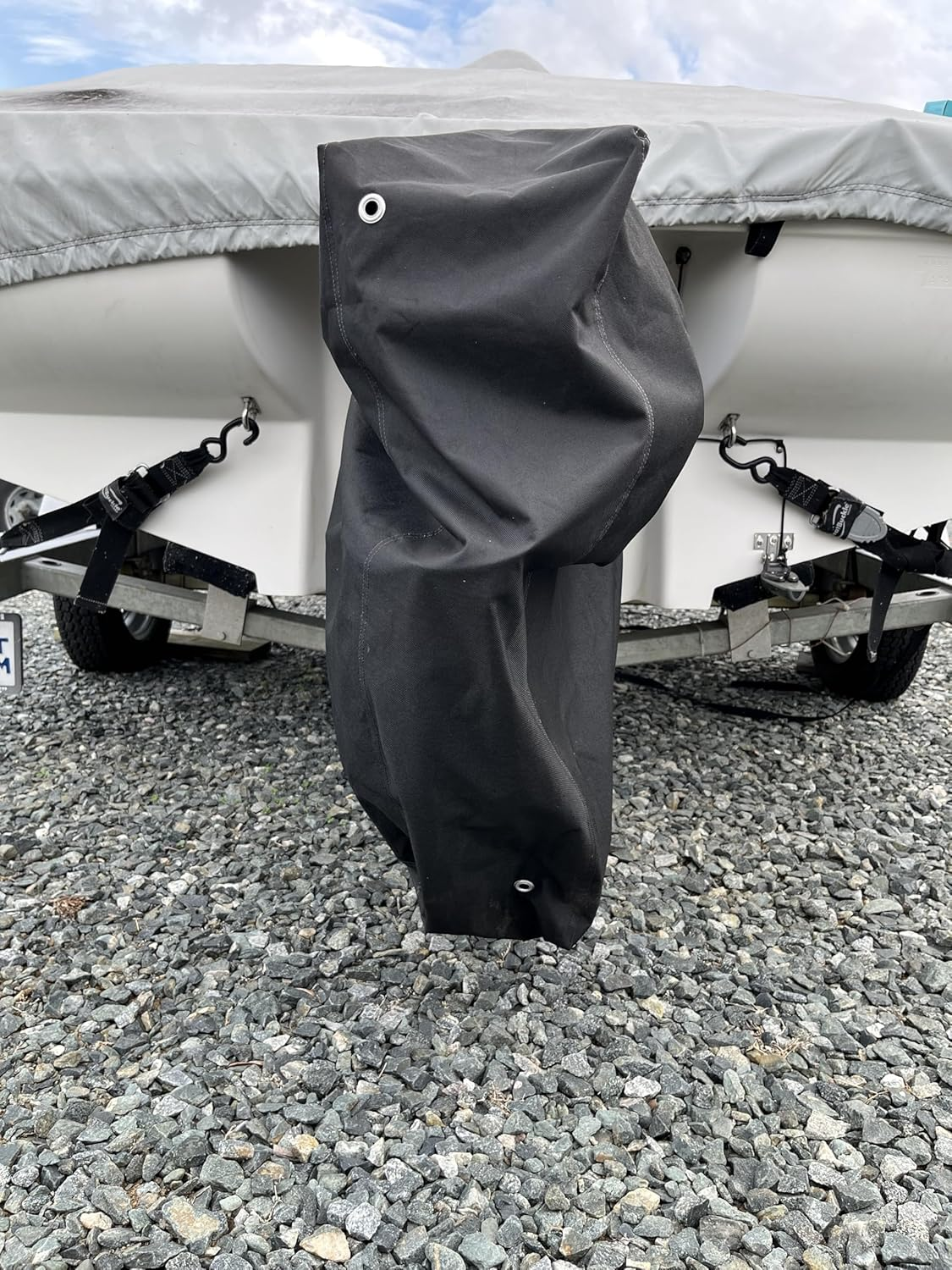 Universal Inboard Outboard Engine Cover 600D Polyester, Water and UV Resistant, Year-Round Protection