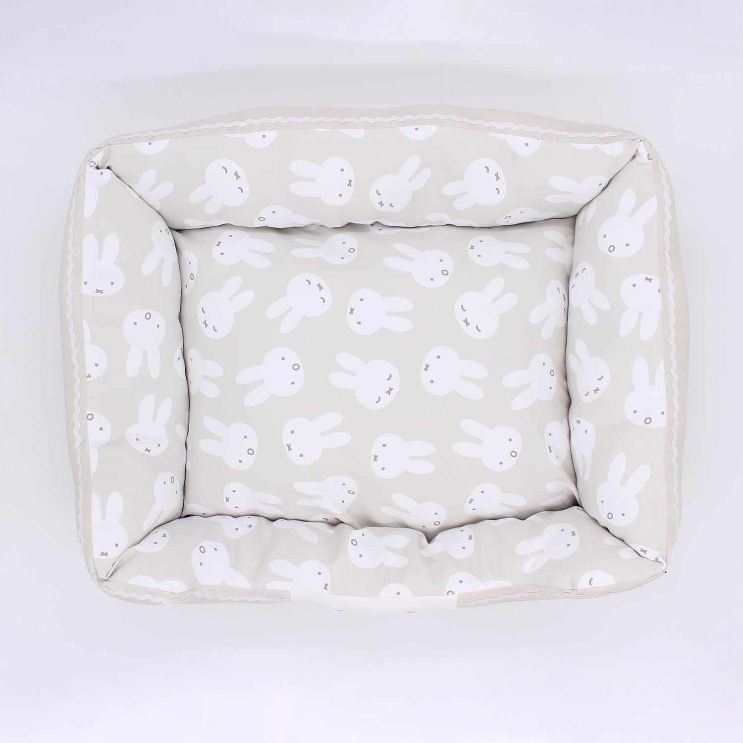 Three Arrows Miffy Face School Sofa for Dogs and Cats, Gray image number 3