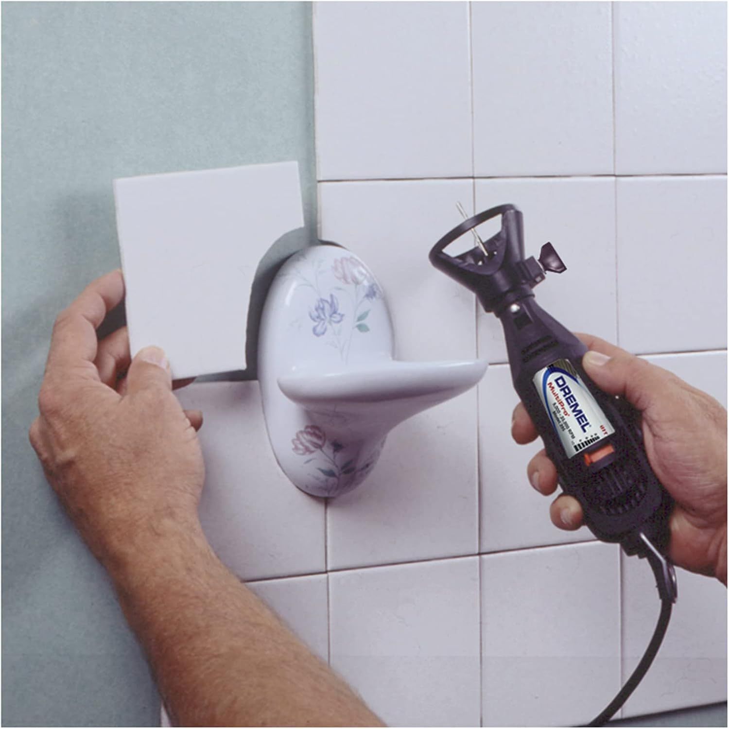 Dremel 566 Tile Cutting Kit image number 1