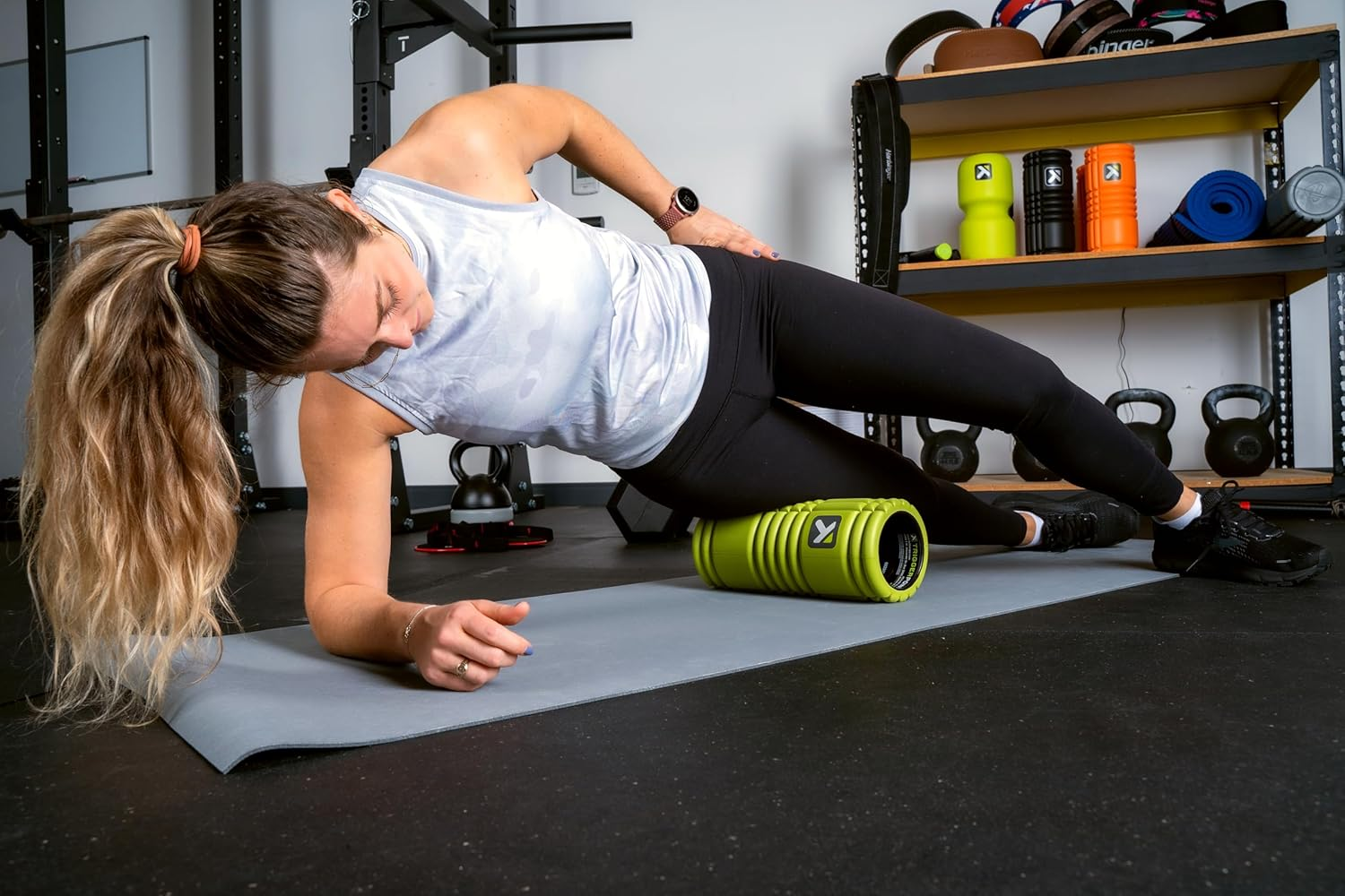 Triggerpoint GRID Foam Roller for Exercise, Deep Tissue Massage and Muscle Recovery, Original (13-Inch), Lime image number 6