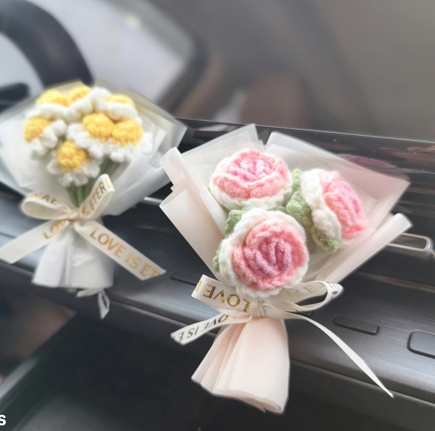 Handmade Pink Rose Car Vent Decor &ndash; Knitted Flower Bouquet, Elegant Gift Box, Perfect Car Interior Accessory for Women and Girls