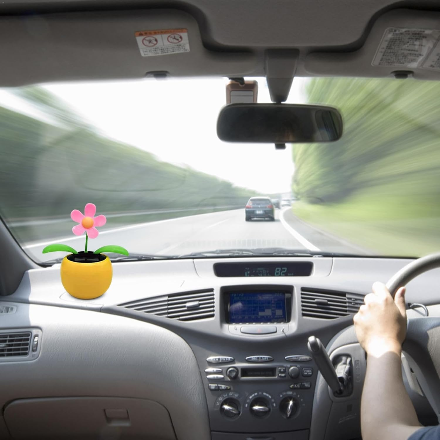 Solar Powered Dancing Flower, Sunflower Solar Dancing Solar Toys, Bee/Flower Car Swinging Dancing Toys, Shaking Head Car Ornaments, Car Dashboard Decor Offices Desk Dancer Toy Funny Ornaments