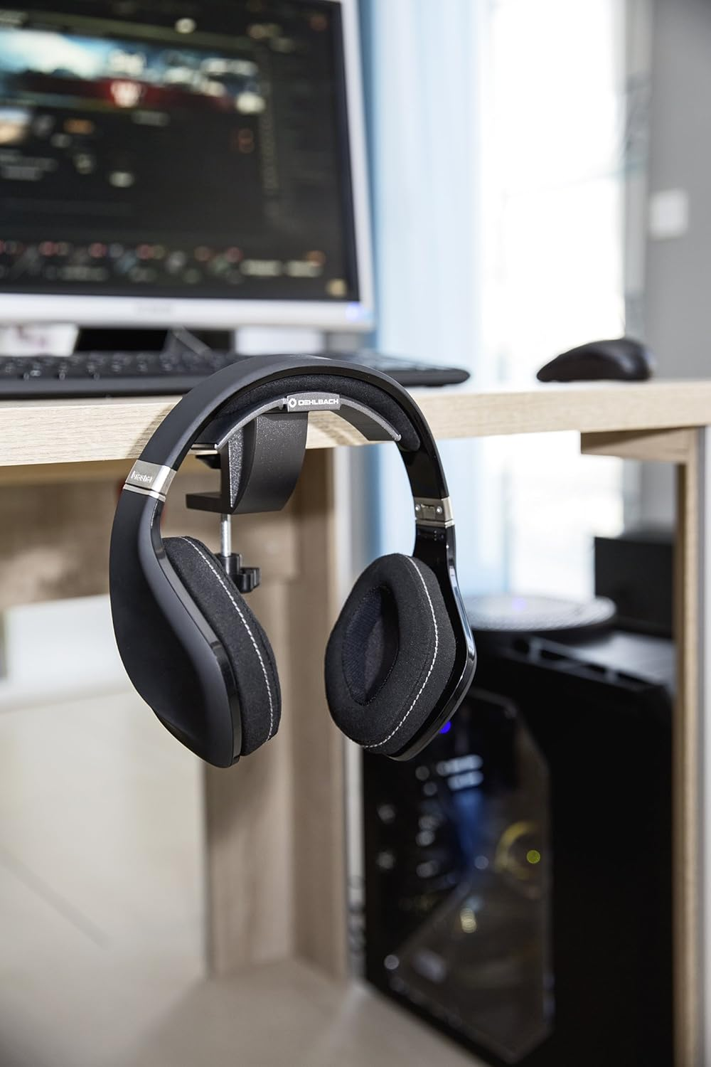 Oehlbach Alu Style T1 Headphones Table Holder Anodised Aluminium Quick and Easy Assembly Anthracite - Silver image number 4