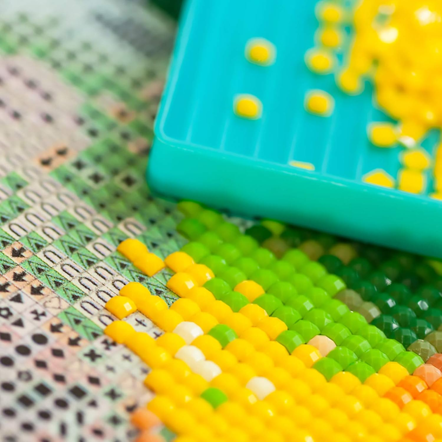 Ciieeo Diamond Drawing Square Diamond Beads for DIY Art Resin Rhinestone Painting Accessories Perfect for Decorations image number 4