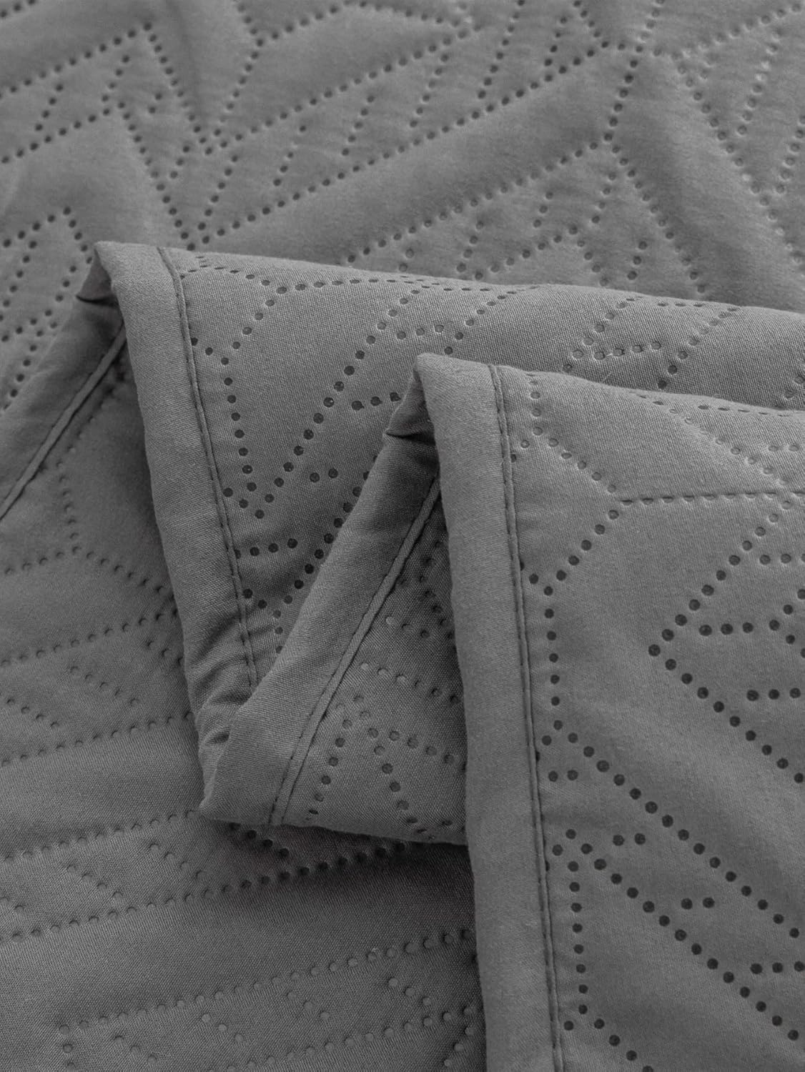 Techshining 3 Piece Bedspread Coverlet Set - Lightweight Microfiber & Cotton Fill, Reversible Grey Quilt with Pillow Shams for Twin, Full, Queen, King (King) image number 1