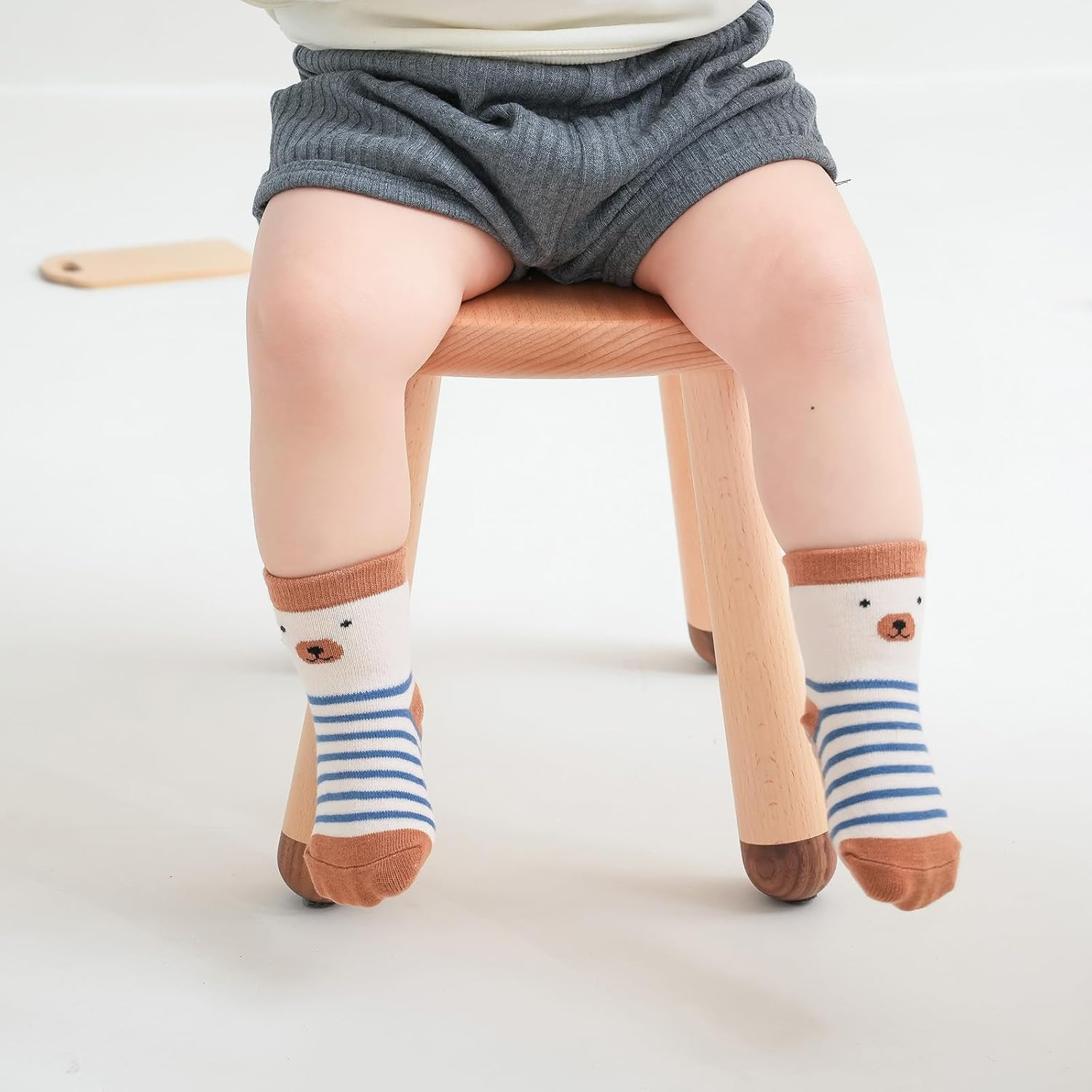 Non Slip Kids Toddler Floor Socks with Gripper 5 Pairs Soft Cotton Crew Socks for Baby Unisex Ankle Anti-Slip Socks for 0-5 Year Girl Boy image number 3