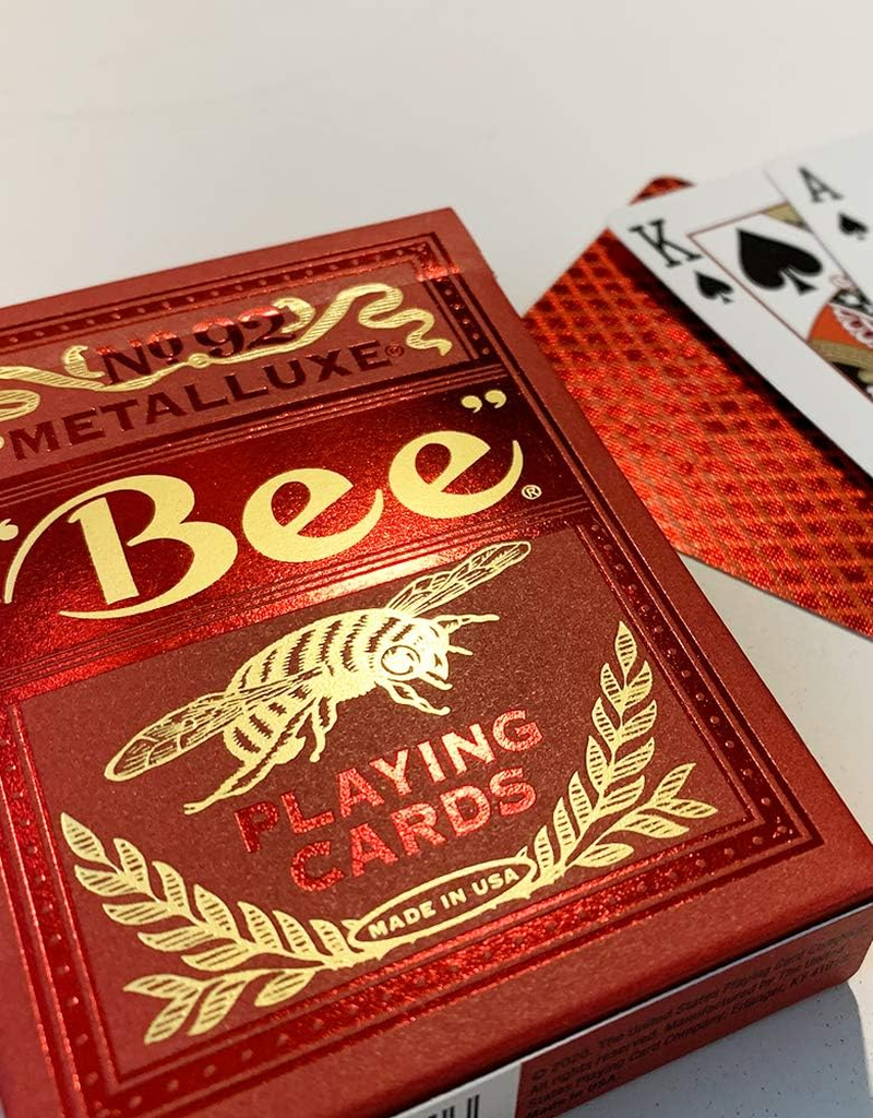 US Playing Cards Bee Red Metalluxe Playing Cards image number 3