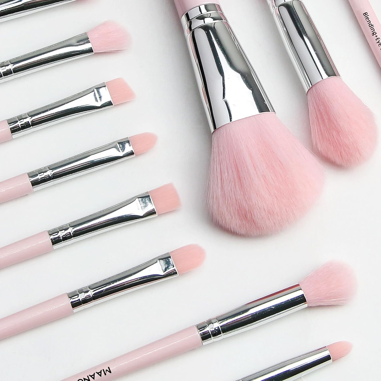 MAANGE Makeup Brush Set 30 Pcs Premium Synthetic Makeup Brushes Foundation Eye Shadow Powder Concealers Highlight Blending Brush Professional Make up Brush Set (Pink Silver) image number 5
