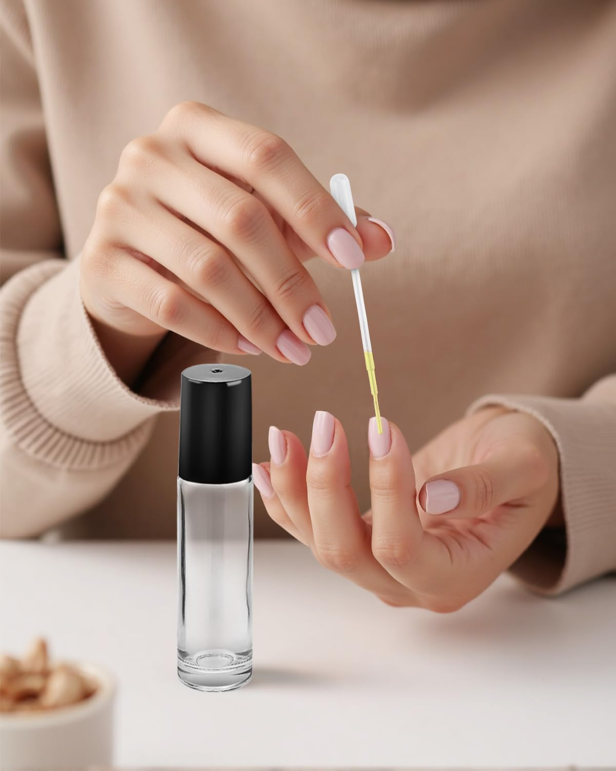 Worldgsb 4 Pack Essential Oil Roller Bottles, 10Ml Refillable Clear Glass Roller Bottles with Stainless Steel Roller Balls and Caps for Travel, Perfume and Lip Gloss