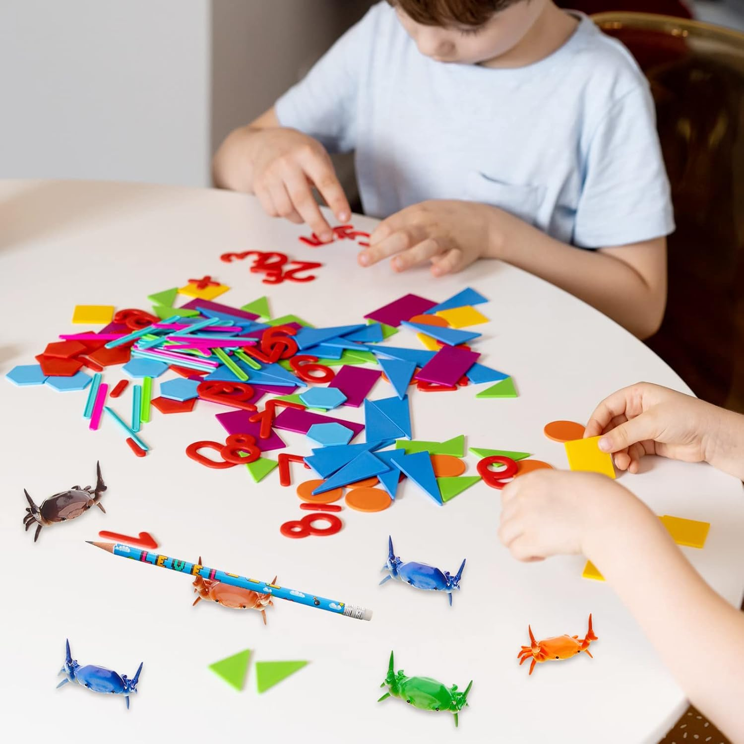 Jecery 10 Pieces Crab Pen Holder Japanese Crabs Stand Creative Cute Storage Rack for Single Pencil Office Desk Display Decorations Stationery Gift, Red, Blue, Green, Purple, Orange