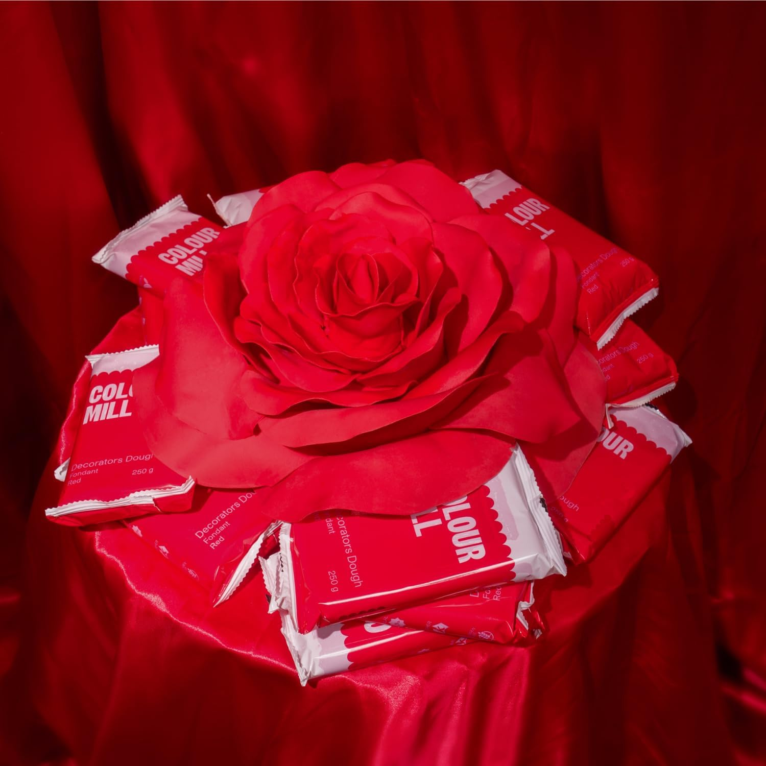 Colour Mill Decorators Dough Premium Ready to Roll Fondant Red 250G image number 4