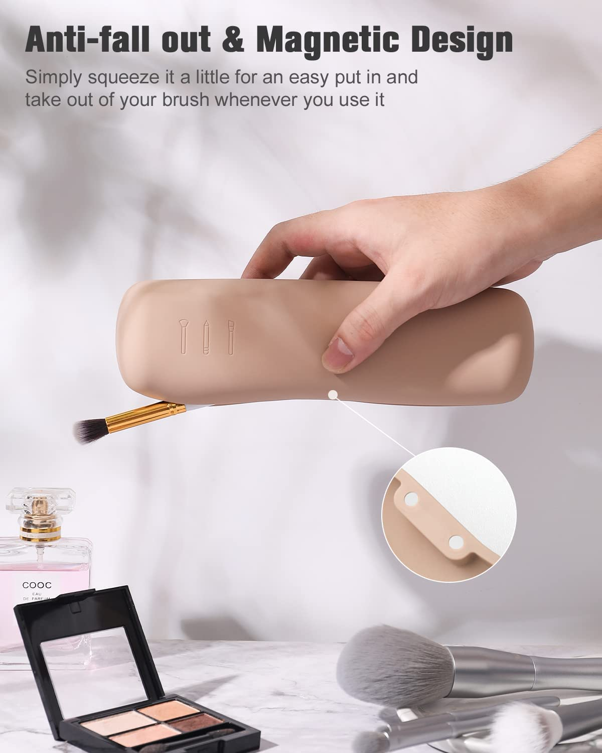 FERYES Travel Makeup Brush Holder image number 4