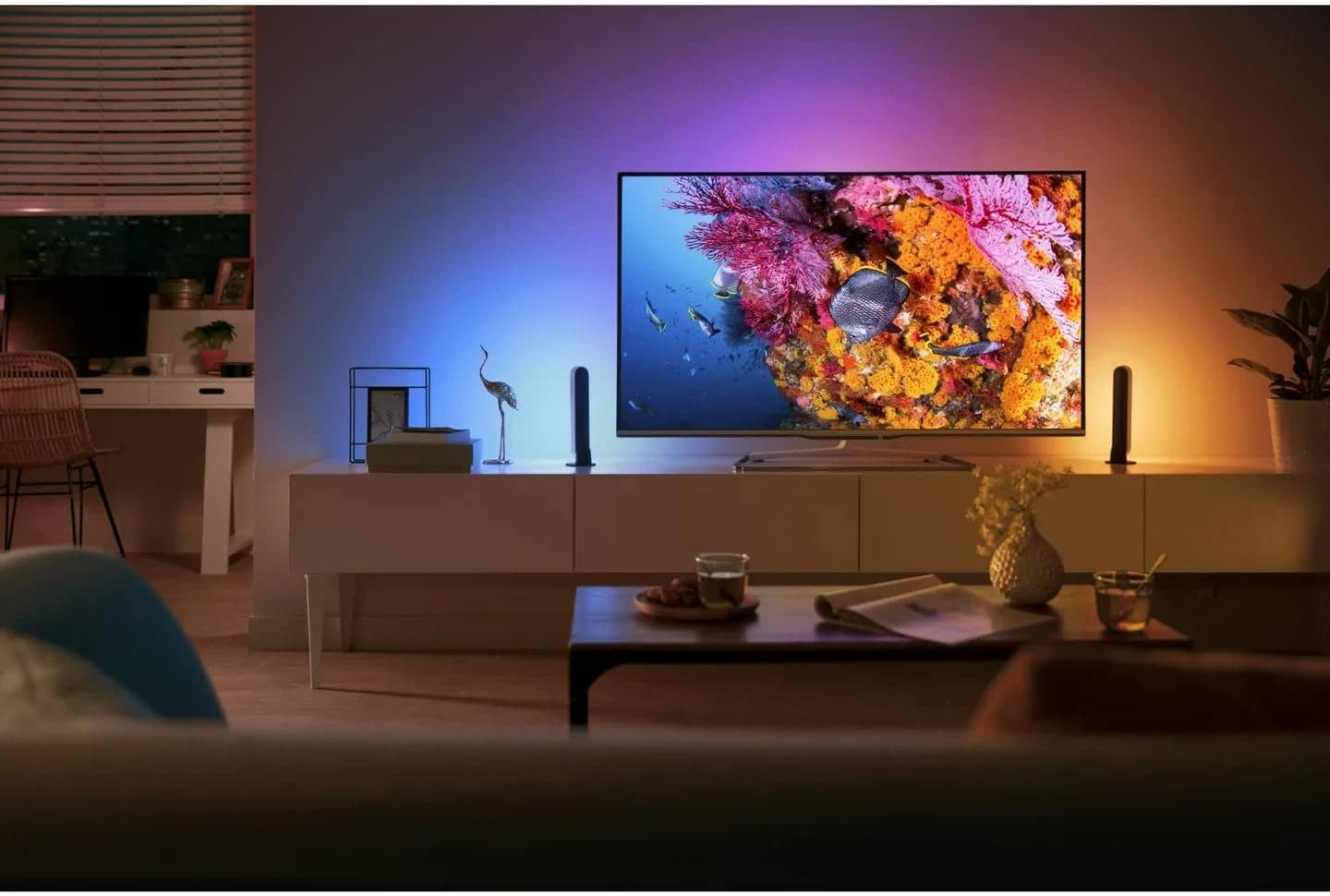 Philips Hue Play - White and Colour Ambiance Smart LED Bar Light - Black - 2 Pack (Base Kit) image number 2