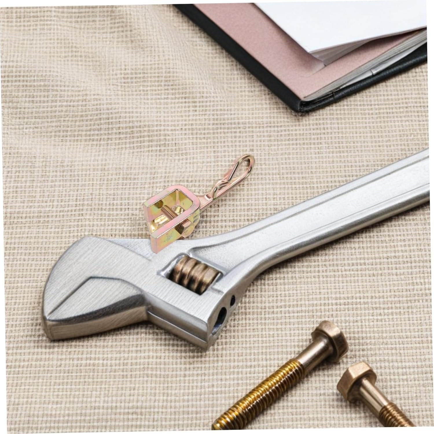 DINHEAROM 10Pcs Heavy Duty Iron Valve Stem Extender Clips for Trucks Cars Suvs Stable Dual Wheels Tire Valve Extension Holder Easy Attach Detach Air Leak Fixing Clamp image number 6