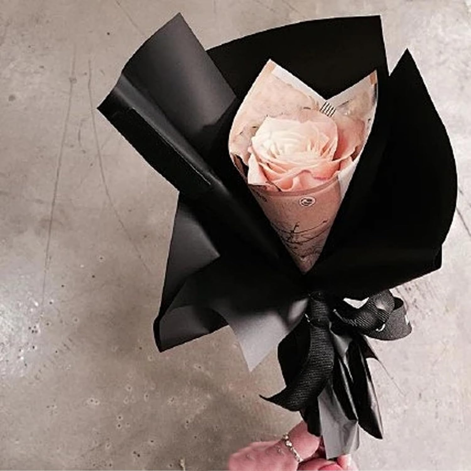 Jotia 1 Roll 30Cm X 10M Black Kraft Paper Roll, Kraft Wrapping Paper Roll Recycled Kraft Paper for Gift Wrapping, Wall Art, Postal, Shipping, Bouquet Flower Wrapping, DIY Arts Crafts, Bulletin Board image number 4