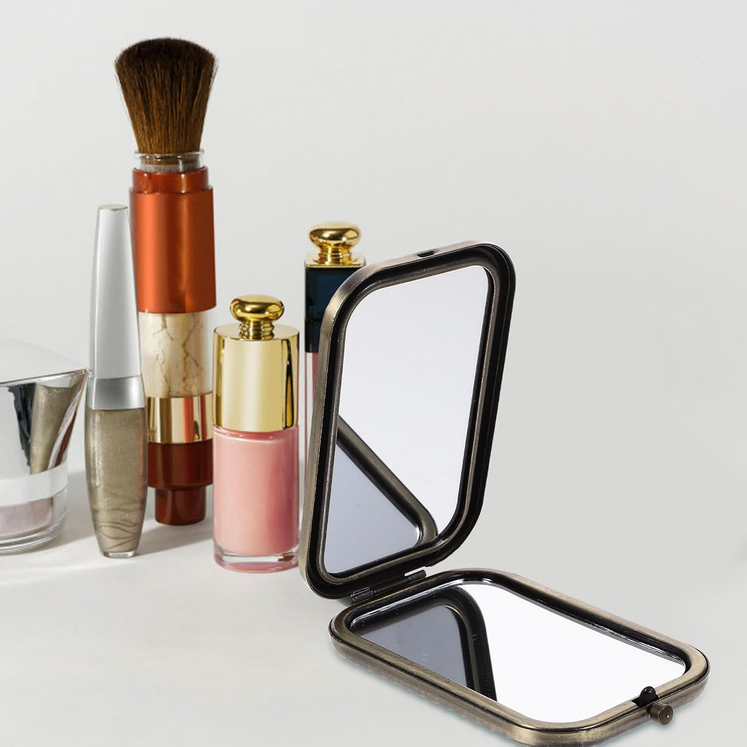 MUSISALY Vintage Double-Sided Foldable Makeup Mirror Metal Compact Cosmetic Mirror for Women Portable Vanity Suitable for Travel and Wedding image number 4