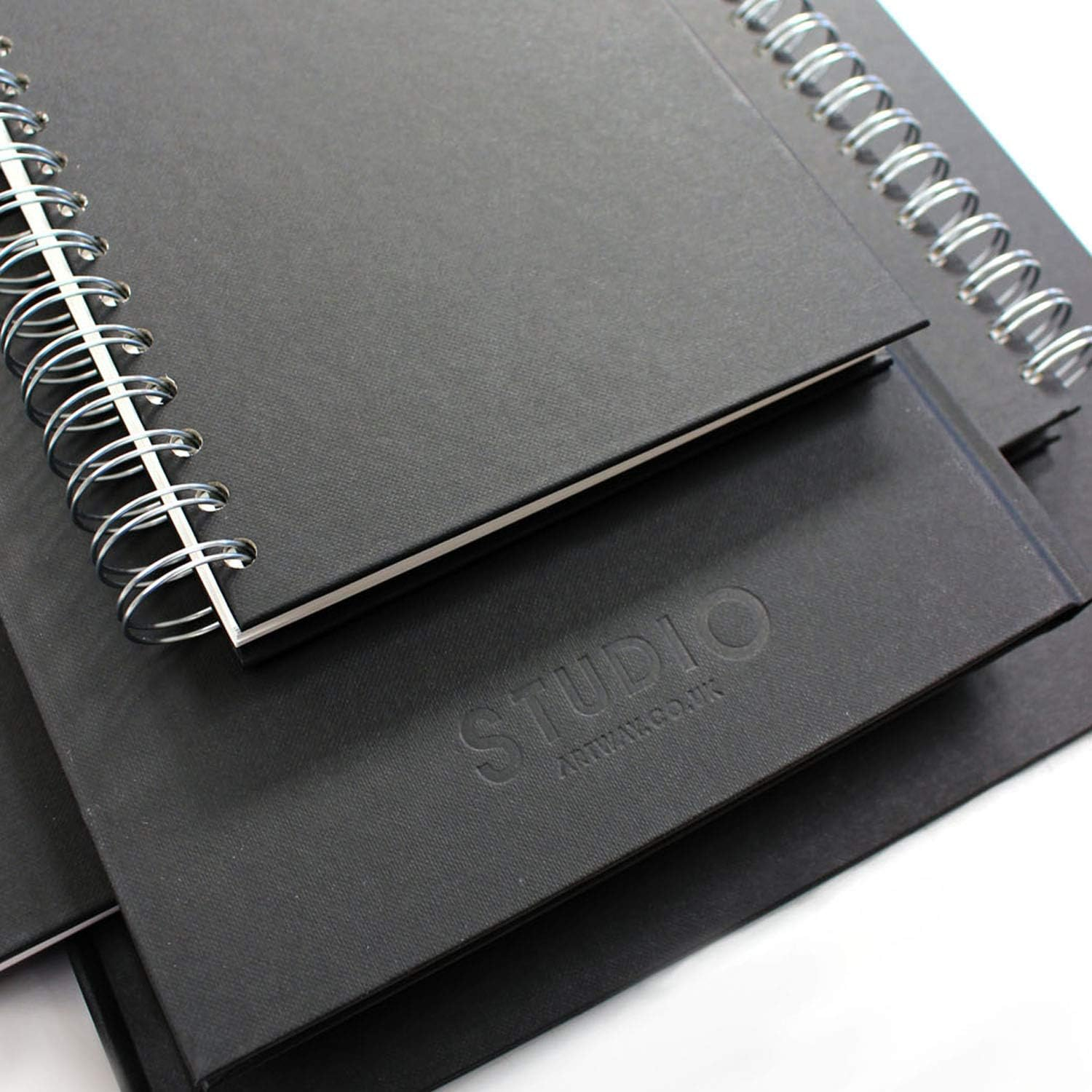 Artway Studio &ndash; Spiral Bound A5 Sketchbook &ndash; Portrait - 96 Sides/48 Pages of 170Gsm Cartridge Paper &ndash; Black Hardback Sketchbook