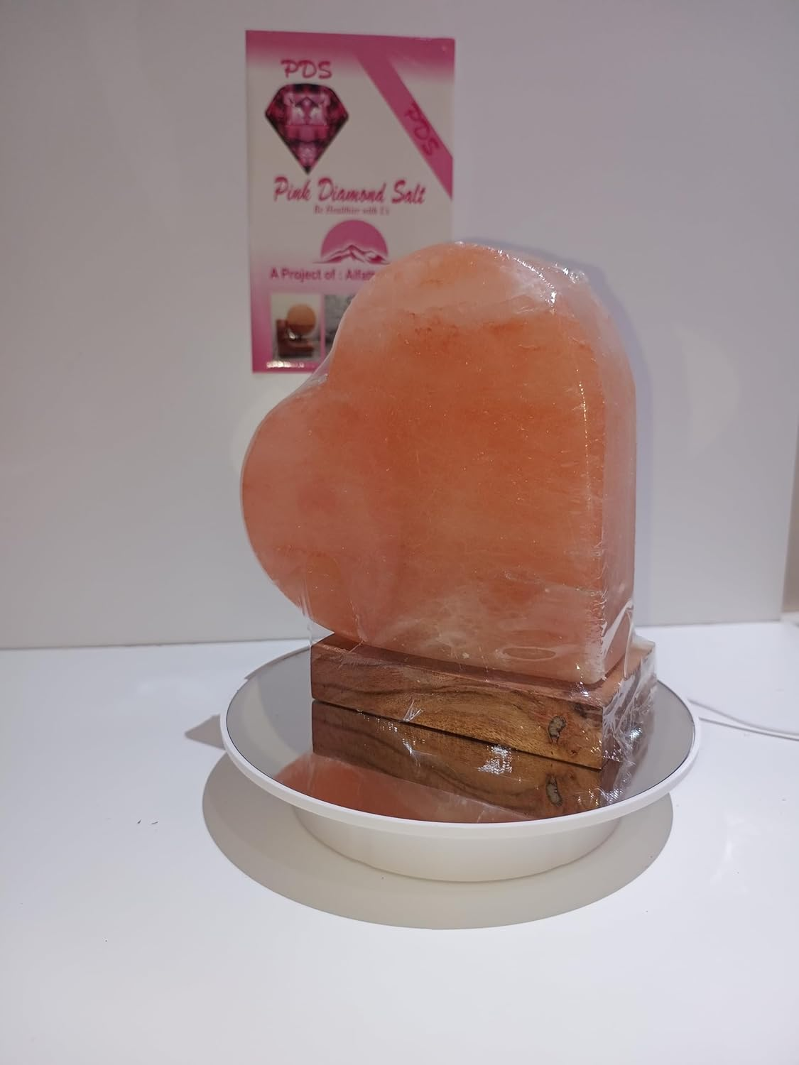 3-4 KG Premium Natural Heart Salt Lamp 100% Authentic, Handcrafted from the Foothills of the Himalayas Beautifully Hand Craft Heart Shape Lamp image number 4