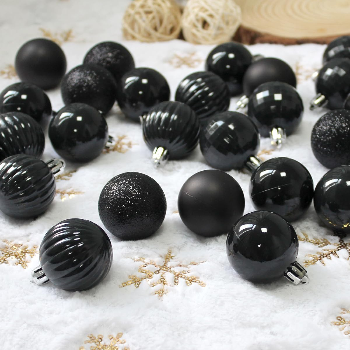 Christmas Baubles, H HOME-MART 36Pcs 4CM/1.57IN Small Xmas Tree Christmas Decorations, Shatterproof Christmas Balls Ornaments, Christmas Tree Decorations Ornaments - Champagne Gold image number 7